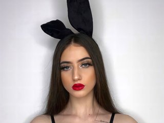 Еротичен видео чат LaylaBrown