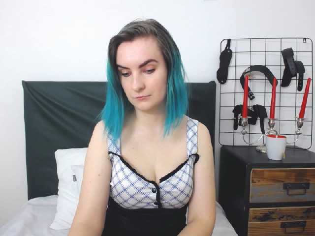 Екранни снимки на излъчване LaylaShow