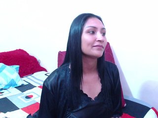 Еротичен видео чат Leah-666