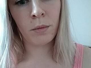 Еротичен видео чат LediDii