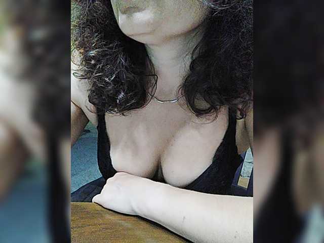 Екранни снимки на излъчване Ledytwix