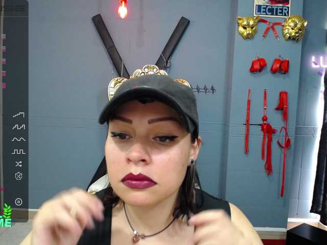 Екранни снимки на излъчване Leia-bennet