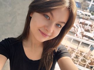 Еротичен видео чат LeonEveret