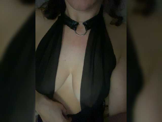 Екранни снимки на излъчване SexyCherry