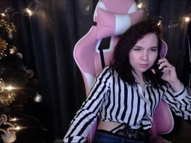 Екранни снимки на излъчване LessiFox