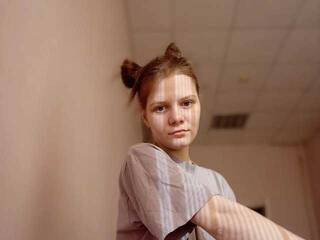 Еротичен видео чат Lesya-Girl