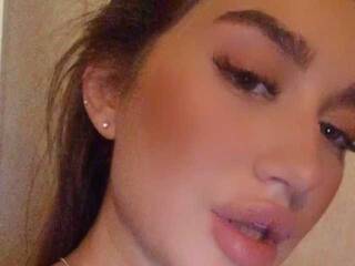 Еротичен видео чат Leyalea