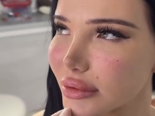 Еротичен видео чат Marinee099