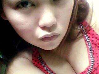 Еротичен видео чат xAsianTitsx