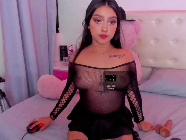 Снимки LiaBunny wet shirt [350 tokens left] wet my shirt makes my nipples hard .... let's have a delicious time let's interact and play a little