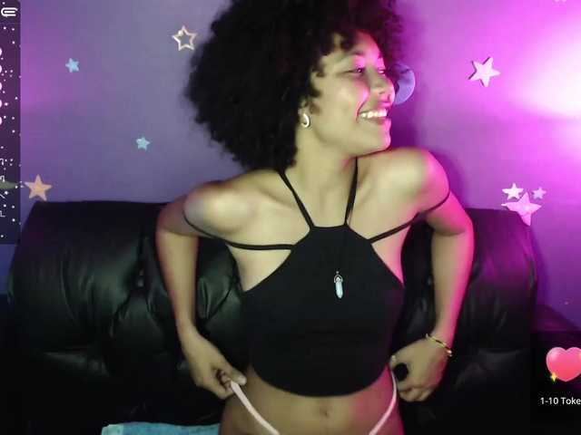 Снимки LiaKerr Do you need to have an ORGASM of another Level?? Stay with LIAKERR in this shw we will enjoy a lot! #ass #lovense #pussy #submissive #ebony #young #cute #new #teen #sex #chatting #twerk