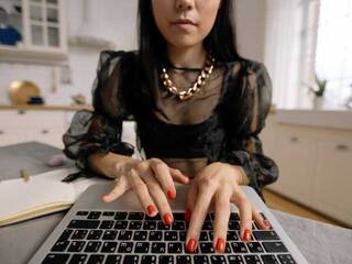 Еротичен видео чат LicaBlack