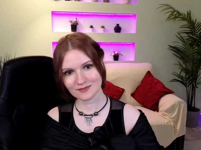 Екранни снимки на излъчване LikaMiss