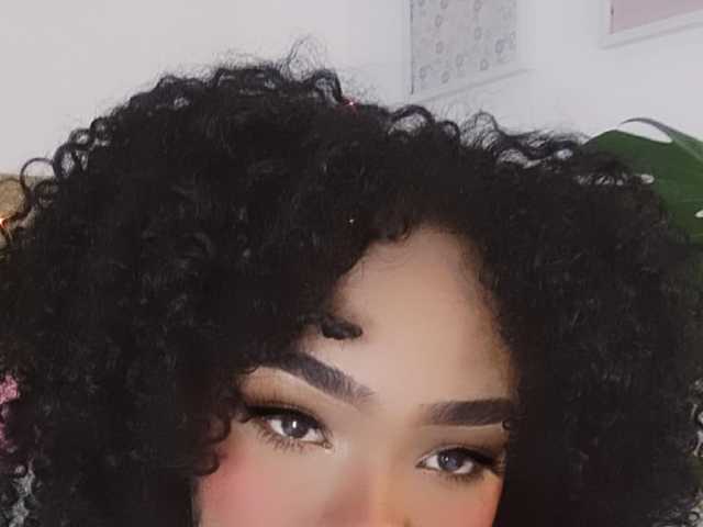 Снимка на профила lil-cherry