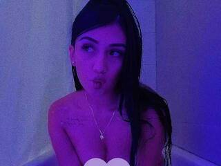 Еротичен видео чат Lilacute