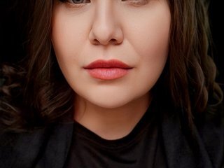 Еротичен видео чат Lilbrandy1