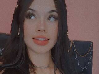 Еротичен видео чат Lili-James