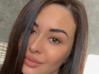 Еротичен видео чат Lili-Lindy