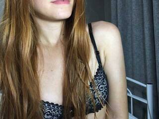 Еротичен видео чат LiliMoore