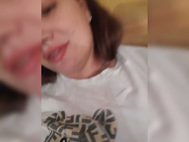 Екранни снимки на излъчване lilisexi