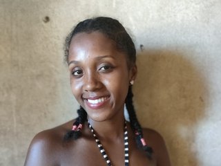 Еротичен видео чат Lillteblackgirl