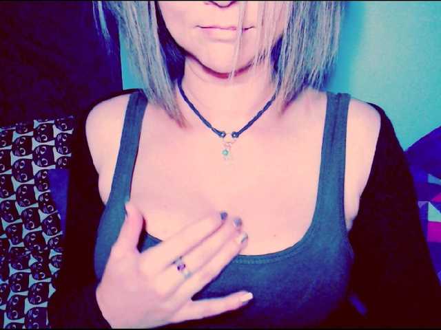 Екранни снимки на излъчване Lilly666