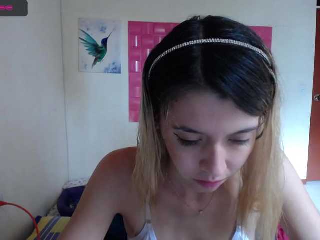 Екранни снимки на излъчване LillyBrooks