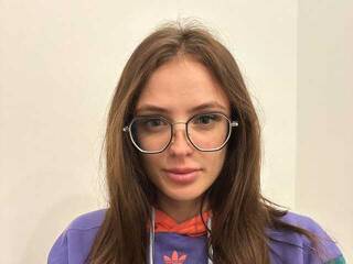 Еротичен видео чат Lily054