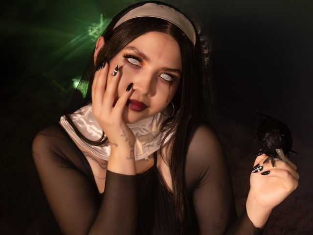 Снимка на профила LilyCollinns