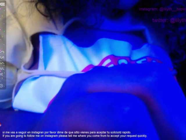 Снимки Lilyth-brown hello welcome to my room, I hope to receive your support and send many tks so that you make me very wet mmm you want to be the owner of my first anal show just send 200,000 tks and you will be the first to have my first anal show 11111 .