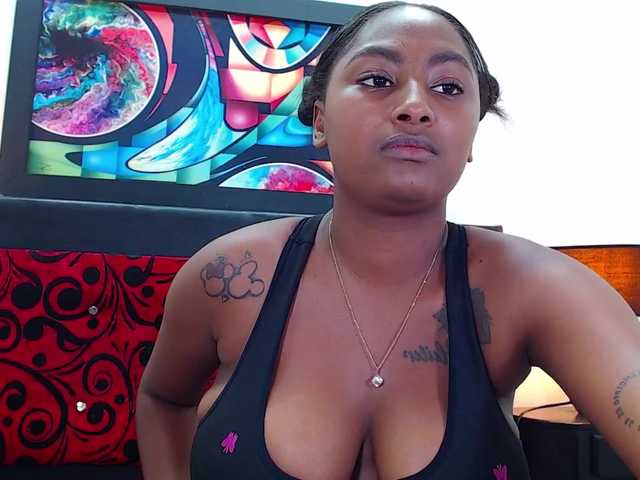 Снимки linacabrera welcome guys come n see me #naked #wild #naughty im a #ebony #latina #kinky #cute #bigtits enjoy with me in #pvt or just tip if u like the view #deepthroat #sexy #dildo #blowjob #CAM2CAM