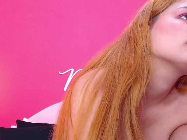 Снимки LinndaTaylor Playing a stray kitty, wanna feed me some milk? Cum show at goal!! @total #blonde #bigtits #roleplay #fetish #teen