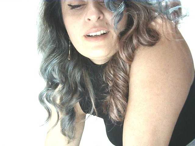 Екранни снимки на излъчване lionessmom