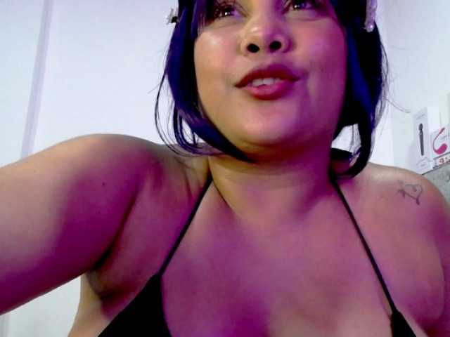 Снимки lipsy-cute Explode my pussy with my lush #latina #curvy #bigass #cum #domi