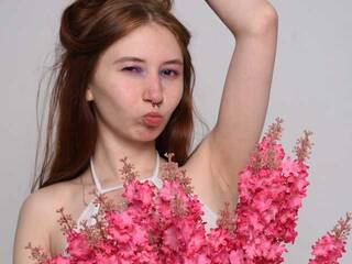 Еротичен видео чат Liramoonn