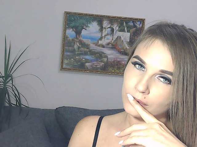 Екранни снимки на излъчване LisaCarter