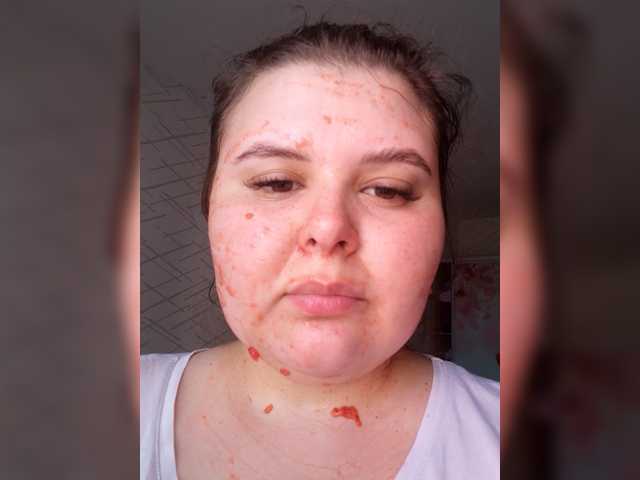 Екранни снимки на излъчване LisaPotrekev