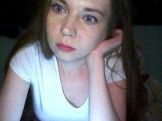 Екранни снимки на излъчване little_pussy