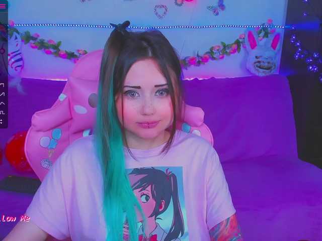 Екранни снимки на излъчване LoliSuccub