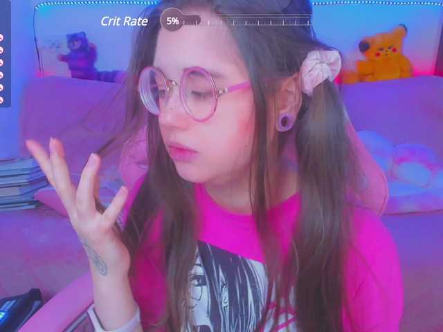 Екранни снимки на излъчване LoliSuccub