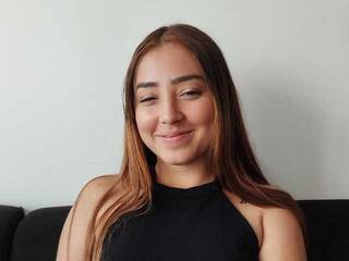 Еротичен видео чат littlepaty