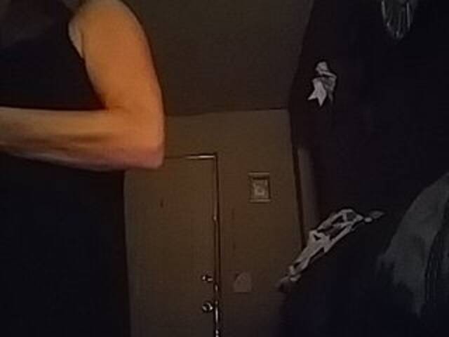 Екранни снимки на излъчване Littleshorty