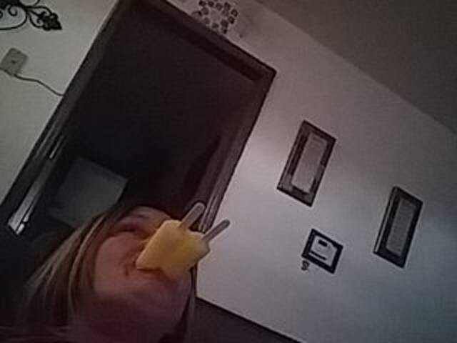 Екранни снимки на излъчване Littleshorty