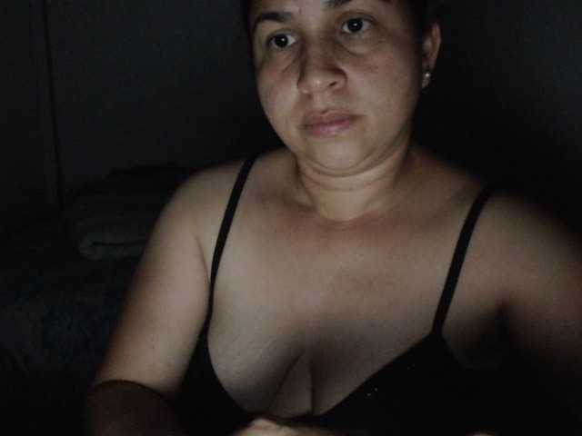 Снимки Lizz3 divertida muñeca disponible