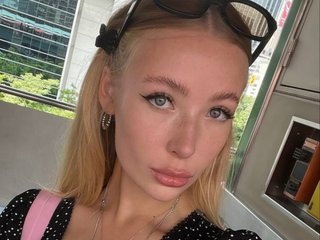 Еротичен видео чат lizzyMeoww