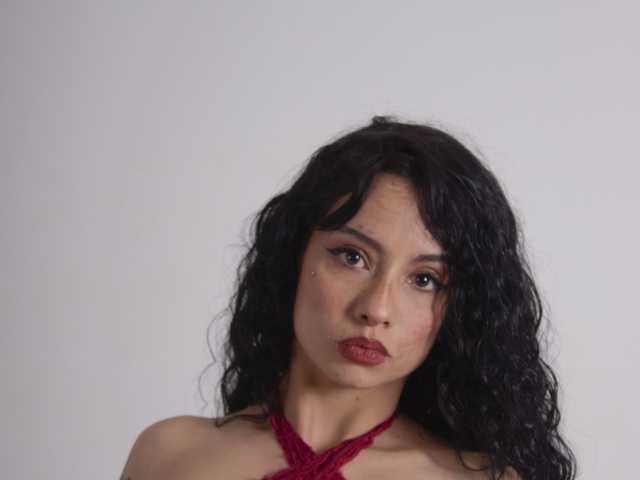 Снимка на профила Littlebitch