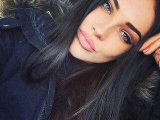 Еротичен видео чат Lol27722772