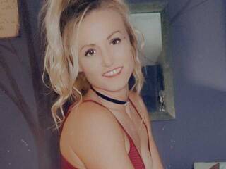 Еротичен видео чат Lola-desire