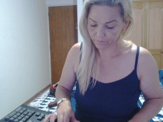 Снимки LOLABIGTITS i have lovense and hitachi and dildo for play pussy for me cum