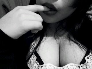 Еротичен видео чат VALEN_TINA00